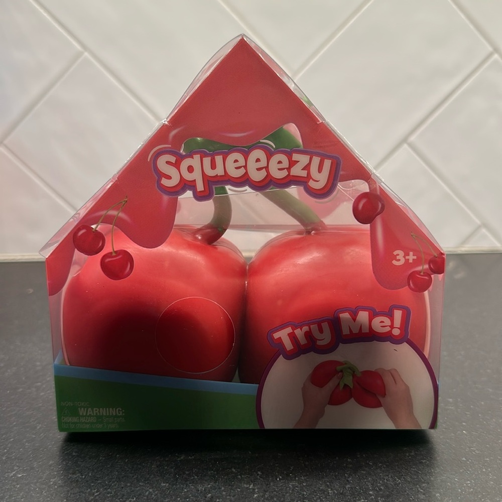 Squeeezy cherry